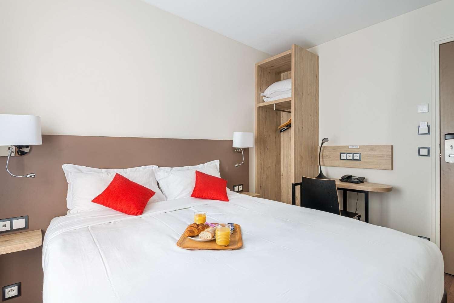 Courcelles Mederic Hotel Parijs Buitenkant foto