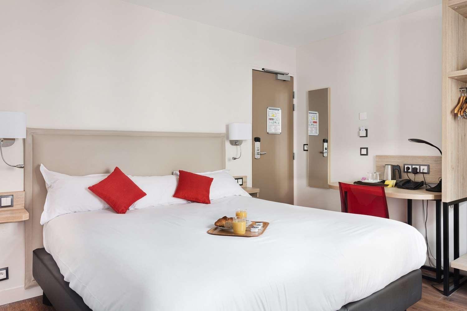 Courcelles Mederic Hotel Parijs Buitenkant foto