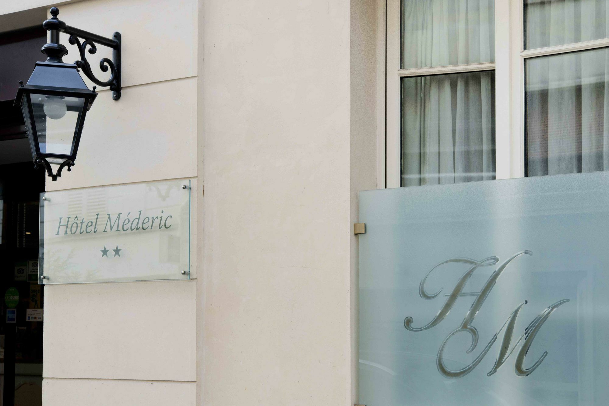 Courcelles Mederic Hotel Parijs Buitenkant foto